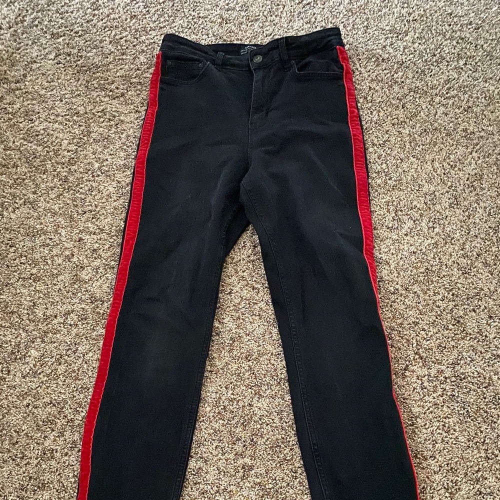 SOLD ZARA jeans SIZE 6